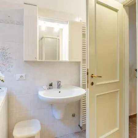 Casa Con Giardino Esclusivo In Piazza Trento Trieste