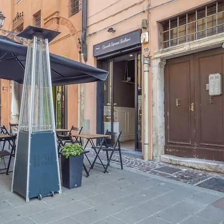 Appartement Casa Con Giardino Esclusivo In Piazza Trento Trieste
