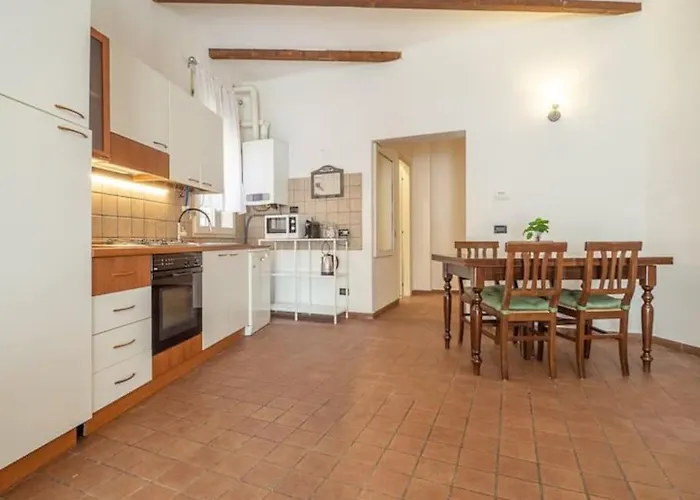 Casa Con Giardino Esclusivo In Piazza Trento Trieste Apartament